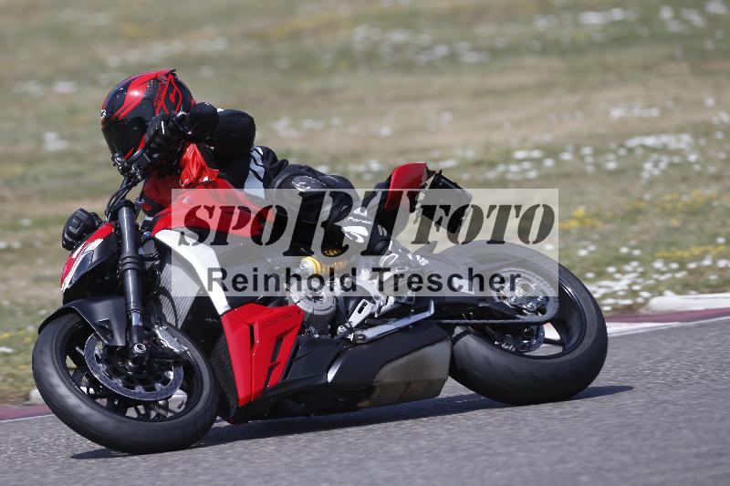 /33 04.08.2026  FREERIDE TRAINING ADR/Gruppe M/27